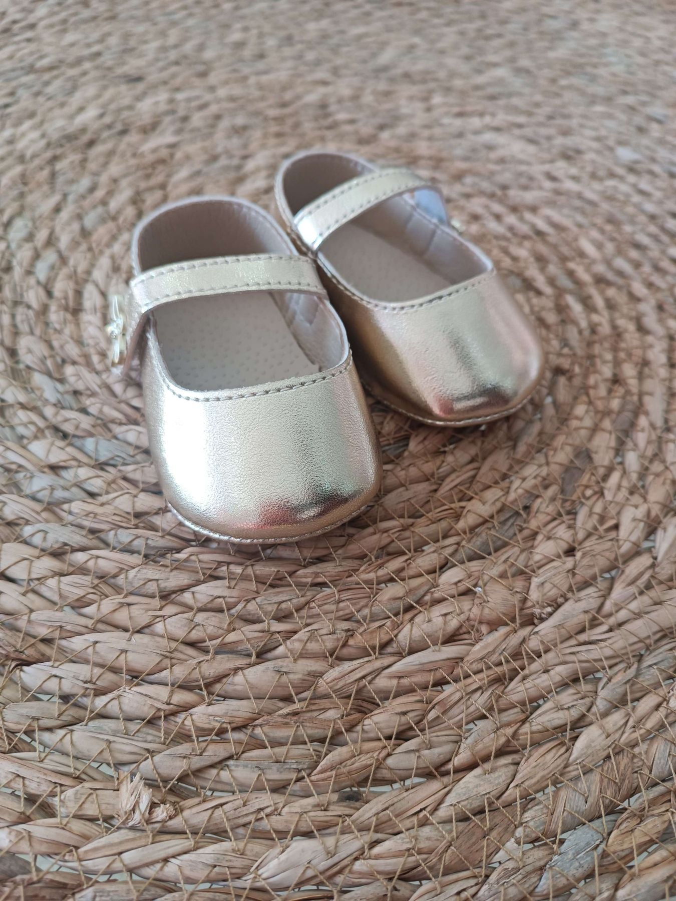 buciki gold -  - first baby
