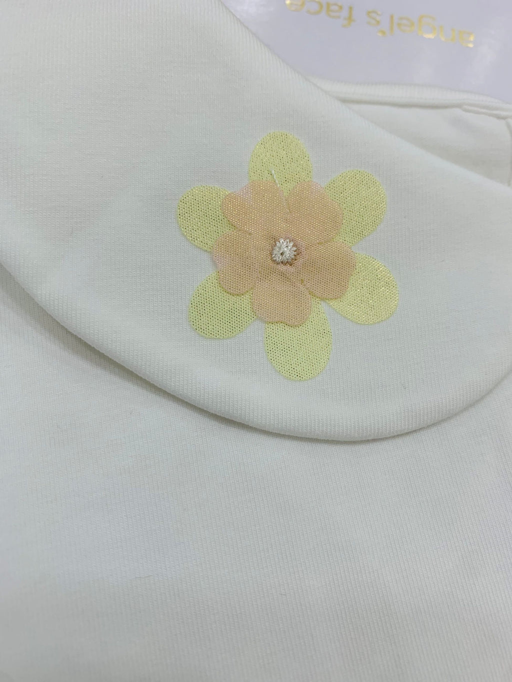 CASSIE 3D FLOWER COLLAR BABY TOP - t-shirt - Angel's face